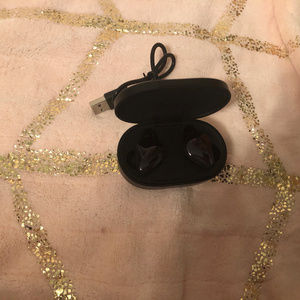 Focuspwer-F16 earbuds/headphones bluetooth